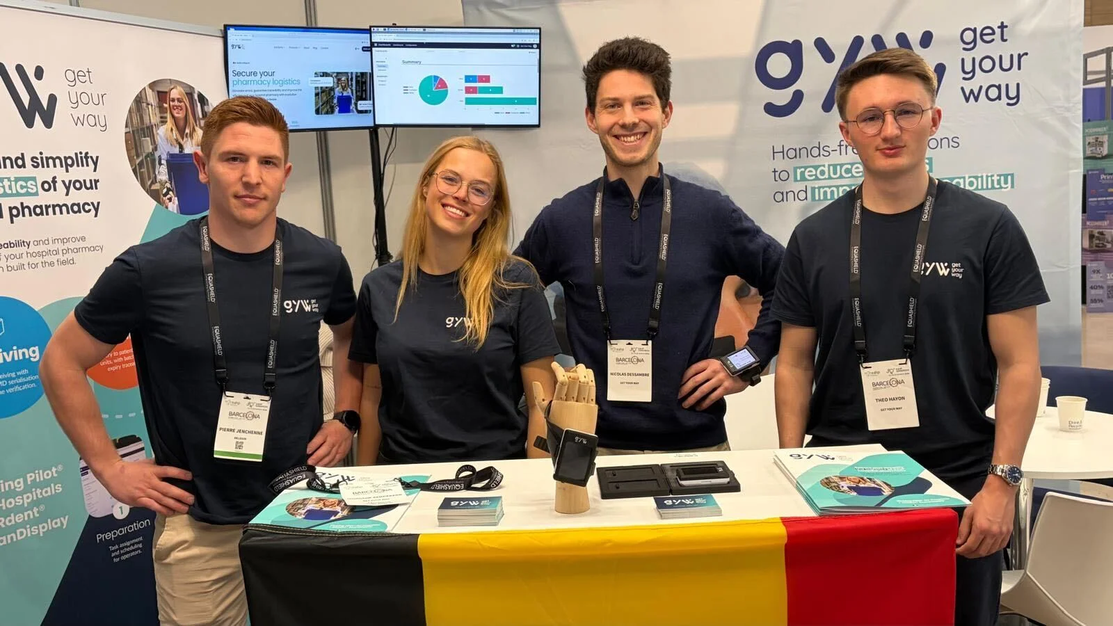 Pierre, Morgane, Nicolas and Theo on the Get Your Way booth in Barcelona.