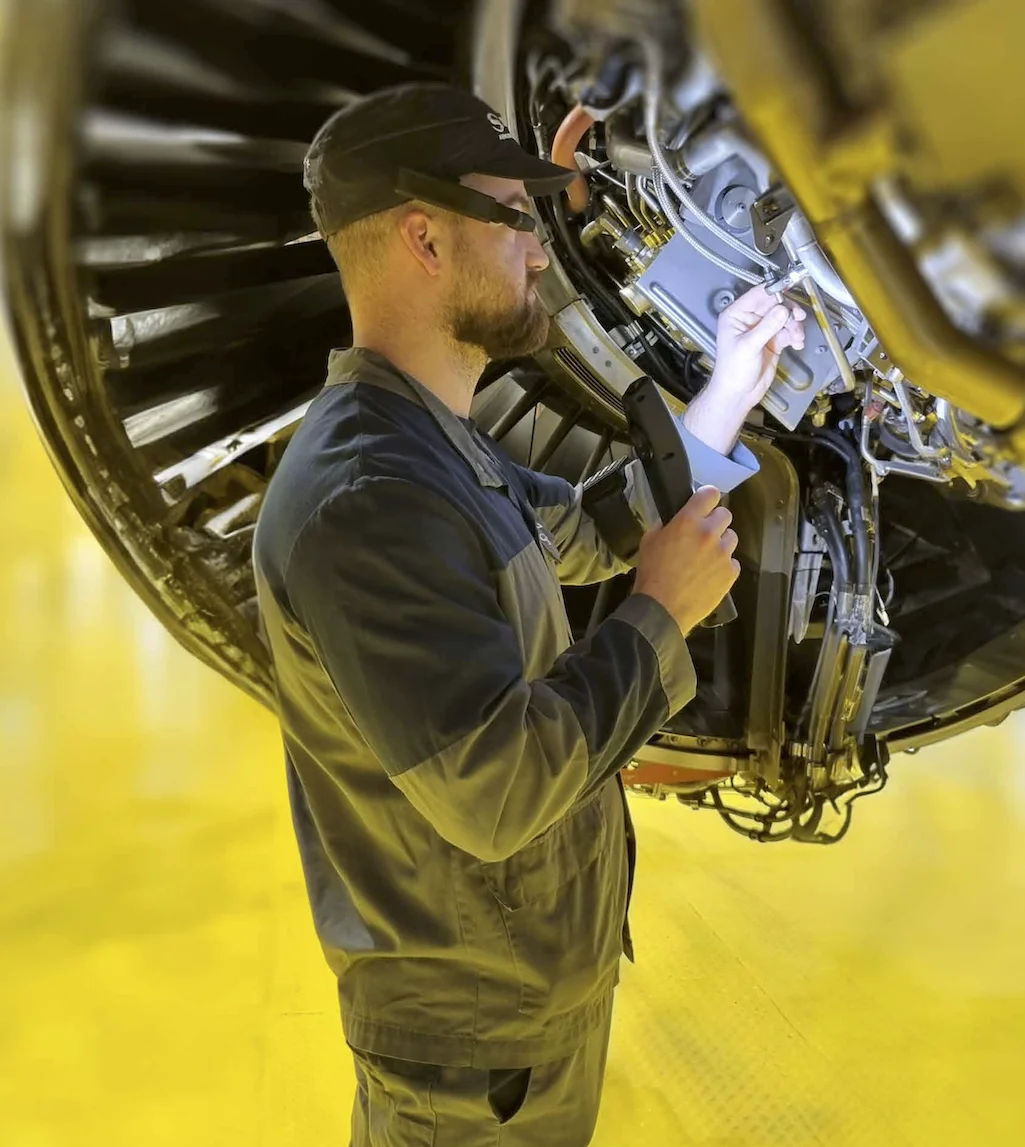 Opérateur industriel avec aRdent